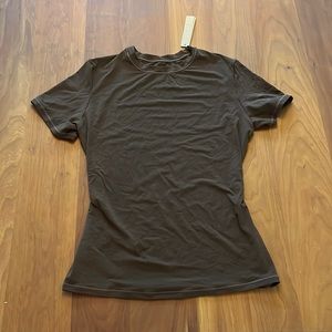Skims fits everybody tee